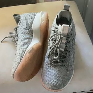 Nike Zoom XV EUC Men’s Sneakers Athletic Shoes Size 10.5 Great Condition